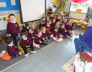 Debbie Doolittle visits P1 and nursery AM! An amazing morning!!!!